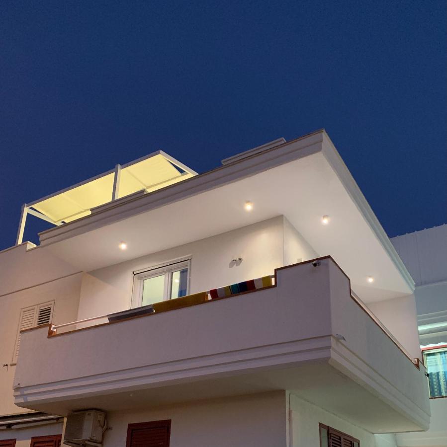 Virgilio Hosting Casa Nuovissima Vista Mare Apartment Torre Pali