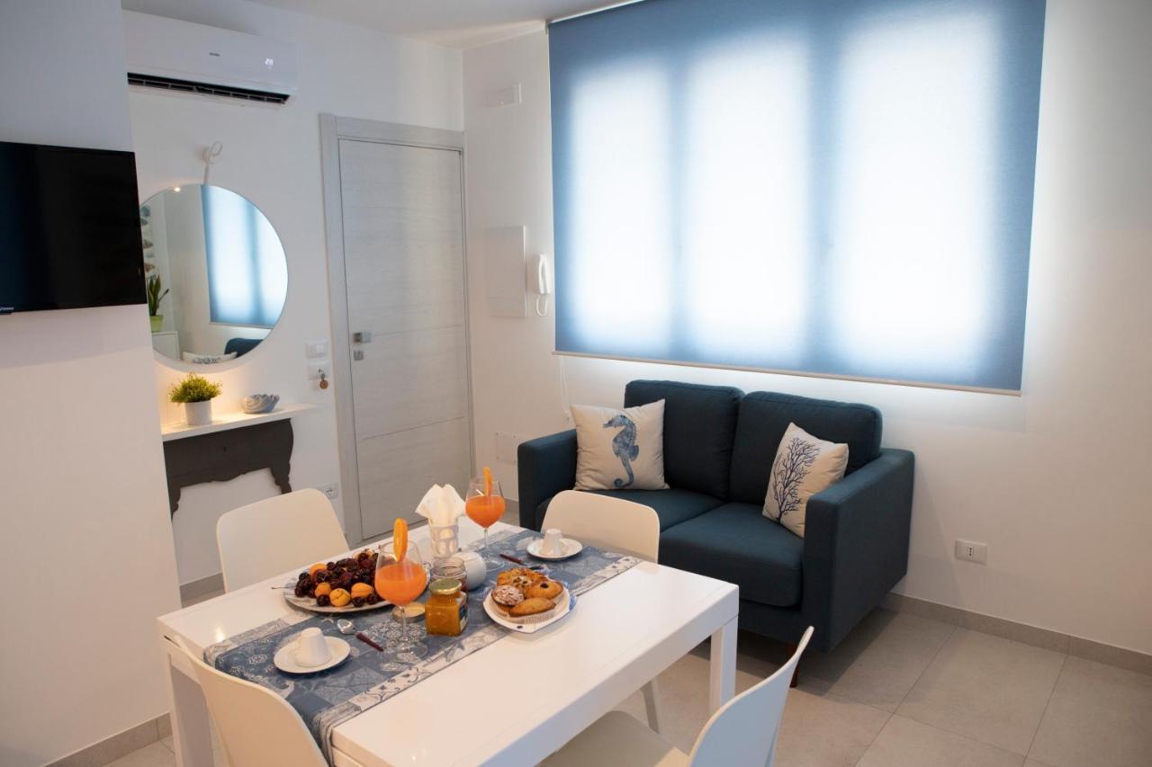 Apartment Virgilio Hosting Casa Nuovissima Vista Mare Torre Pali